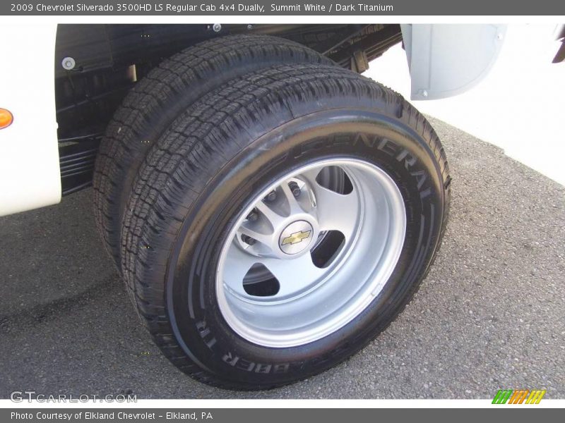 Summit White / Dark Titanium 2009 Chevrolet Silverado 3500HD LS Regular Cab 4x4 Dually
