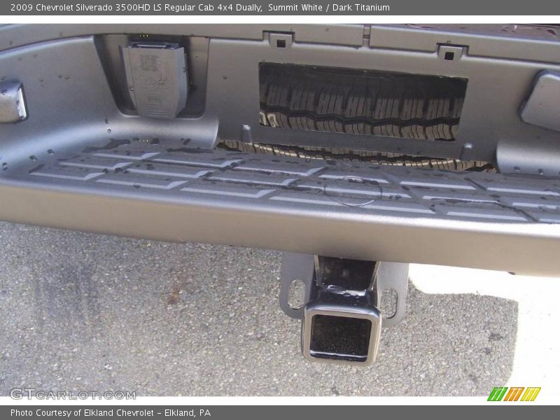 Summit White / Dark Titanium 2009 Chevrolet Silverado 3500HD LS Regular Cab 4x4 Dually