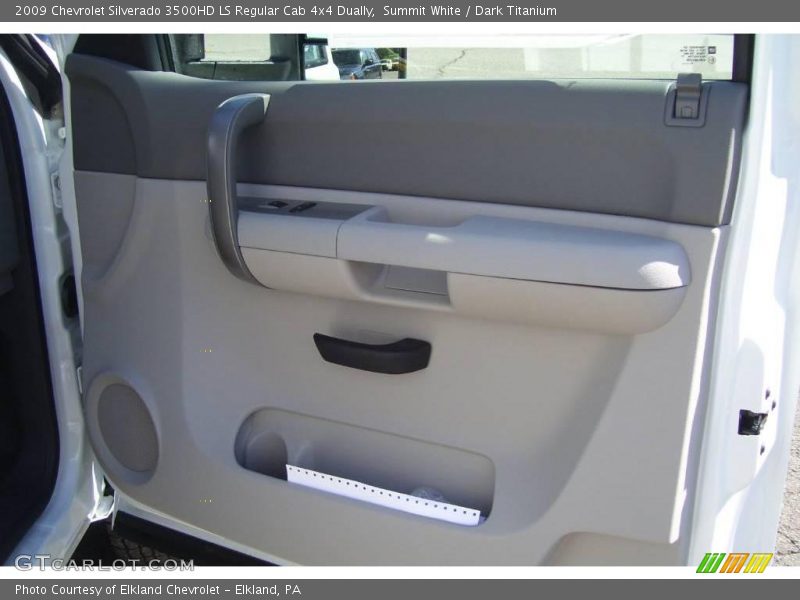 Summit White / Dark Titanium 2009 Chevrolet Silverado 3500HD LS Regular Cab 4x4 Dually