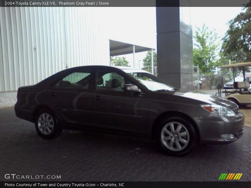 Phantom Gray Pearl / Stone 2004 Toyota Camry XLE V6