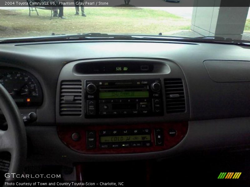 Phantom Gray Pearl / Stone 2004 Toyota Camry XLE V6