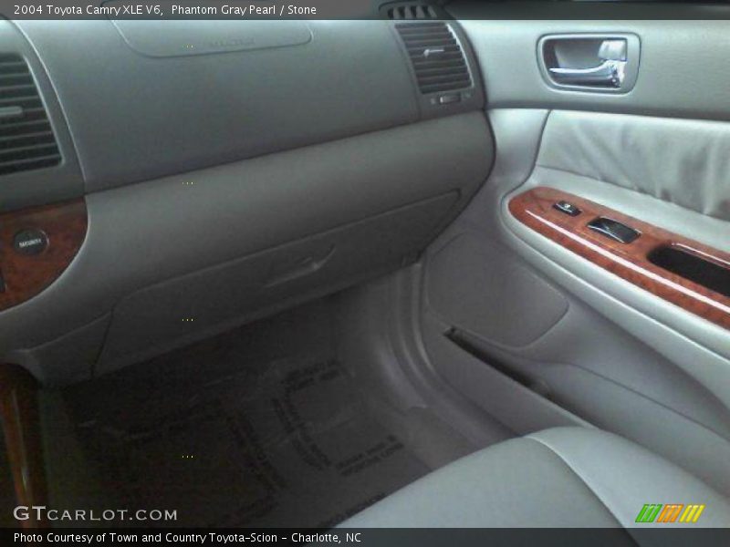 Phantom Gray Pearl / Stone 2004 Toyota Camry XLE V6
