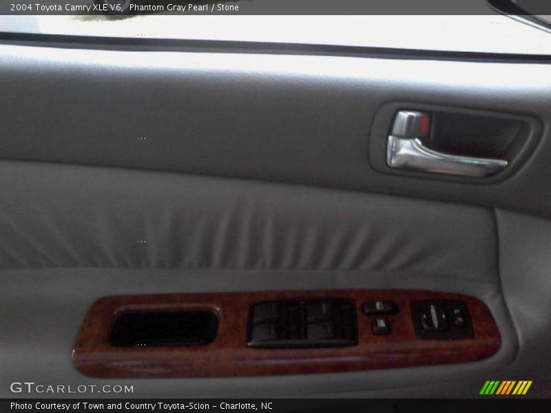Phantom Gray Pearl / Stone 2004 Toyota Camry XLE V6