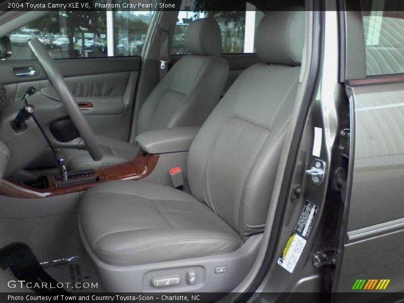 Phantom Gray Pearl / Stone 2004 Toyota Camry XLE V6