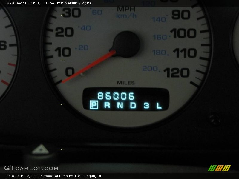 Taupe Frost Metallic / Agate 1999 Dodge Stratus