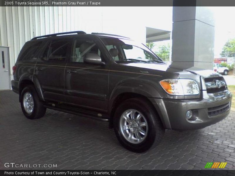 Phantom Gray Pearl / Taupe 2005 Toyota Sequoia SR5