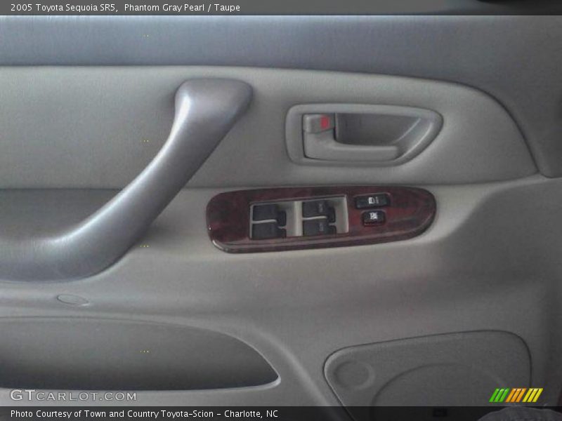 Phantom Gray Pearl / Taupe 2005 Toyota Sequoia SR5