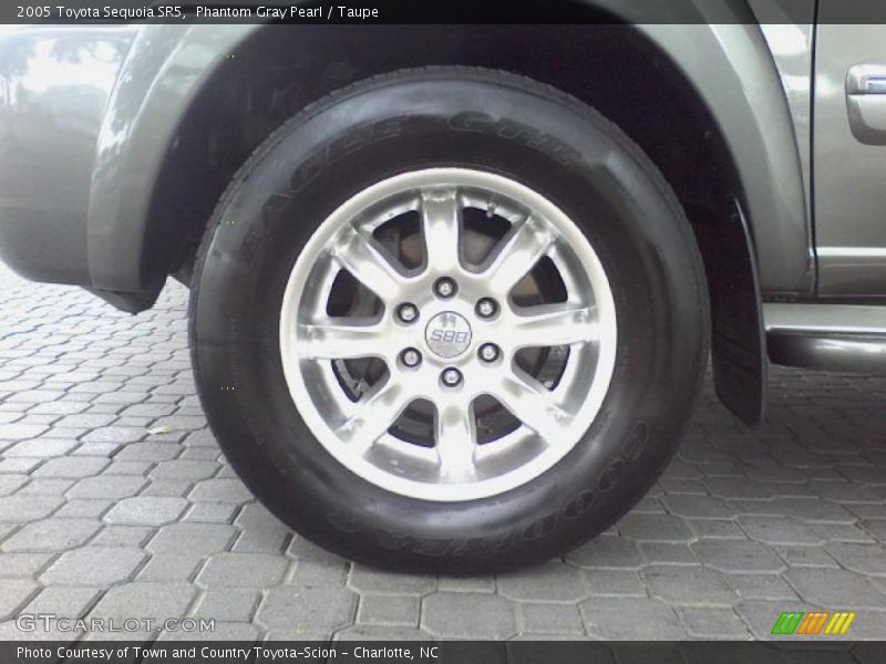 Phantom Gray Pearl / Taupe 2005 Toyota Sequoia SR5