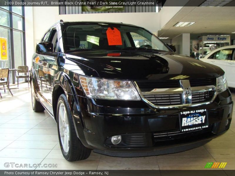 Brilliant Black Crystal Pearl / Dark Slate Gray/Light Graystone 2009 Dodge Journey R/T