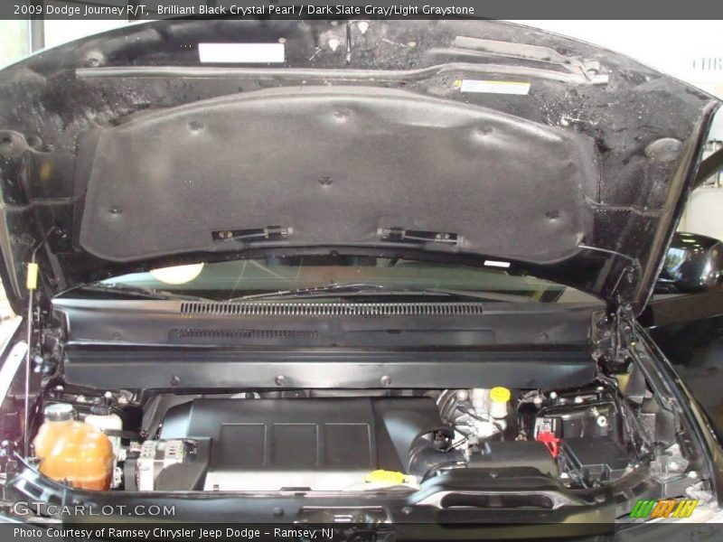 Brilliant Black Crystal Pearl / Dark Slate Gray/Light Graystone 2009 Dodge Journey R/T