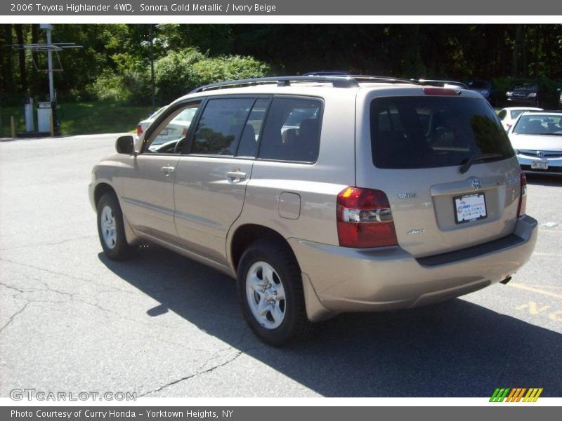 Sonora Gold Metallic / Ivory Beige 2006 Toyota Highlander 4WD
