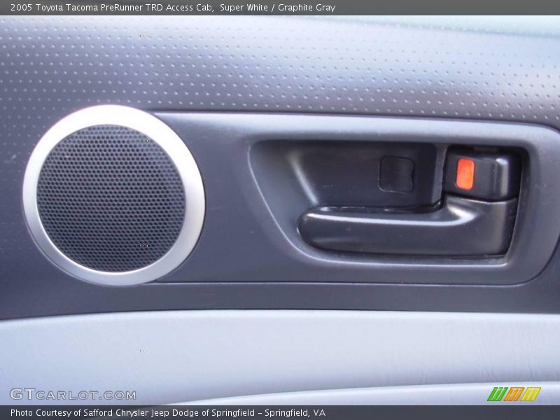 Super White / Graphite Gray 2005 Toyota Tacoma PreRunner TRD Access Cab