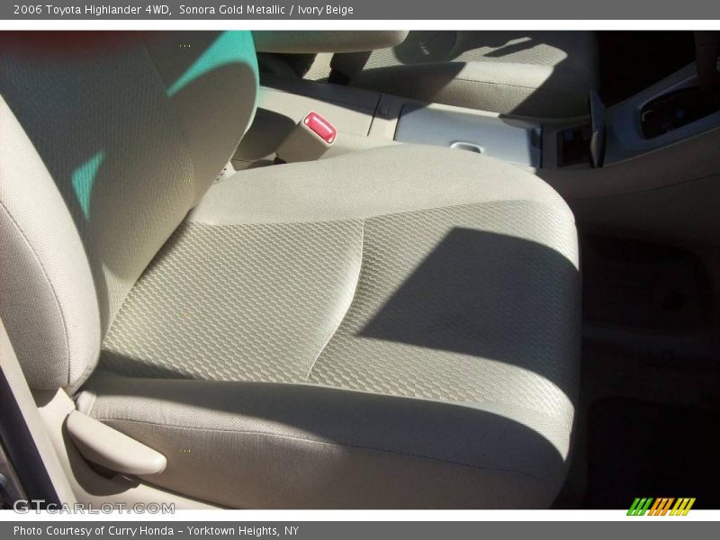 Sonora Gold Metallic / Ivory Beige 2006 Toyota Highlander 4WD