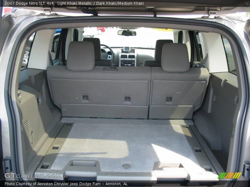 Light Khaki Metallic / Dark Khaki/Medium Khaki 2007 Dodge Nitro SLT 4x4