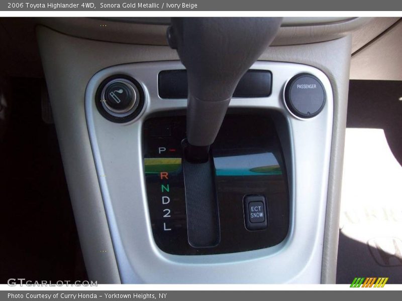 Sonora Gold Metallic / Ivory Beige 2006 Toyota Highlander 4WD