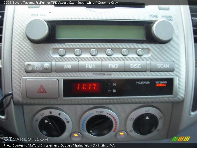 Super White / Graphite Gray 2005 Toyota Tacoma PreRunner TRD Access Cab