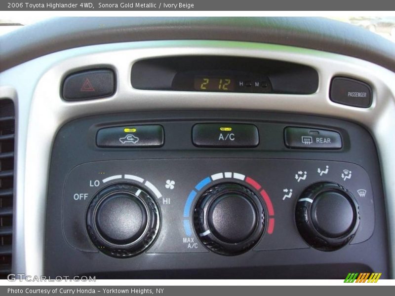 Sonora Gold Metallic / Ivory Beige 2006 Toyota Highlander 4WD