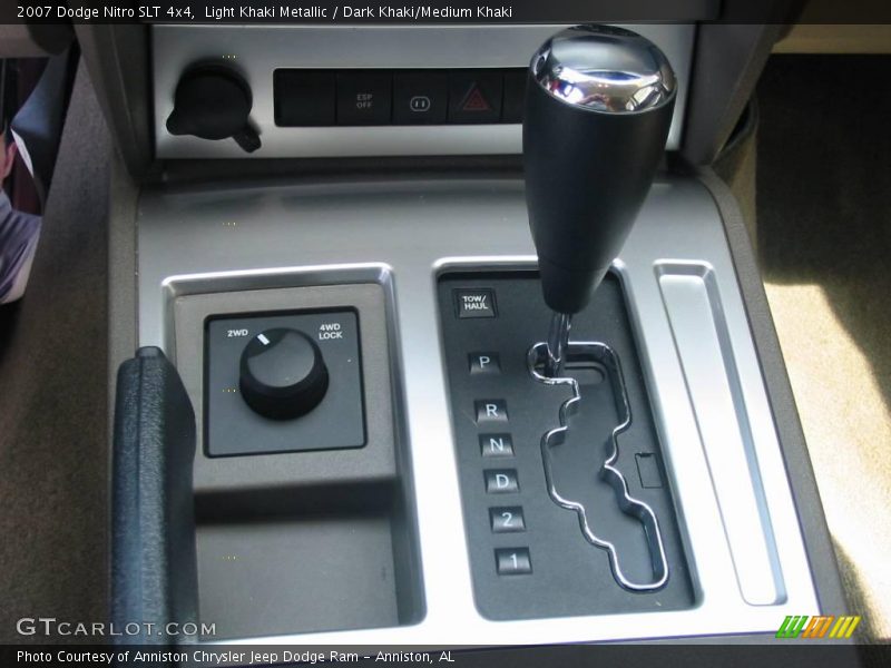 Light Khaki Metallic / Dark Khaki/Medium Khaki 2007 Dodge Nitro SLT 4x4