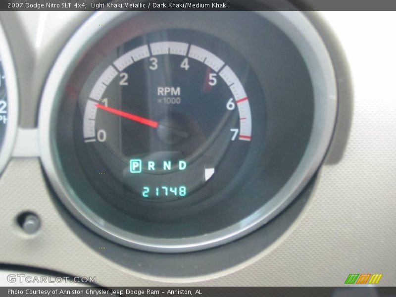 Light Khaki Metallic / Dark Khaki/Medium Khaki 2007 Dodge Nitro SLT 4x4