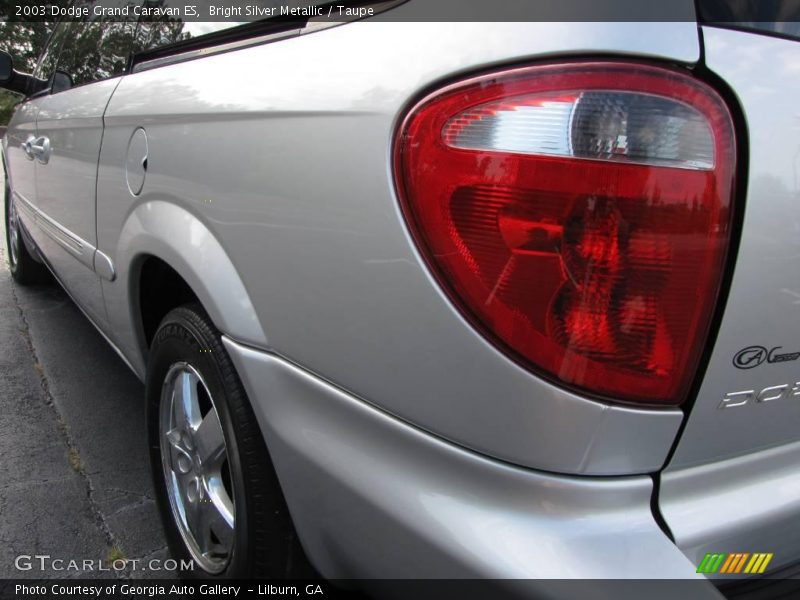 Bright Silver Metallic / Taupe 2003 Dodge Grand Caravan ES