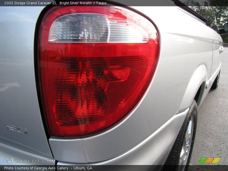 Bright Silver Metallic / Taupe 2003 Dodge Grand Caravan ES