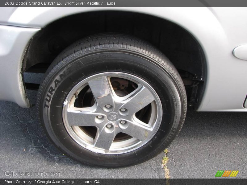 Bright Silver Metallic / Taupe 2003 Dodge Grand Caravan ES