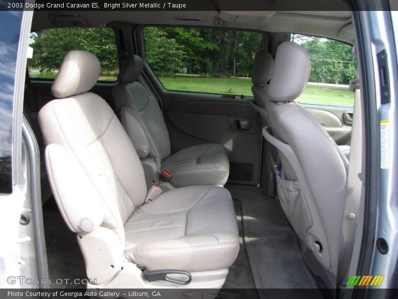 Bright Silver Metallic / Taupe 2003 Dodge Grand Caravan ES