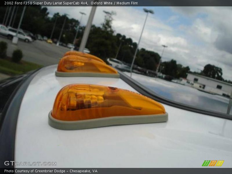 Oxford White / Medium Flint 2002 Ford F350 Super Duty Lariat SuperCab 4x4
