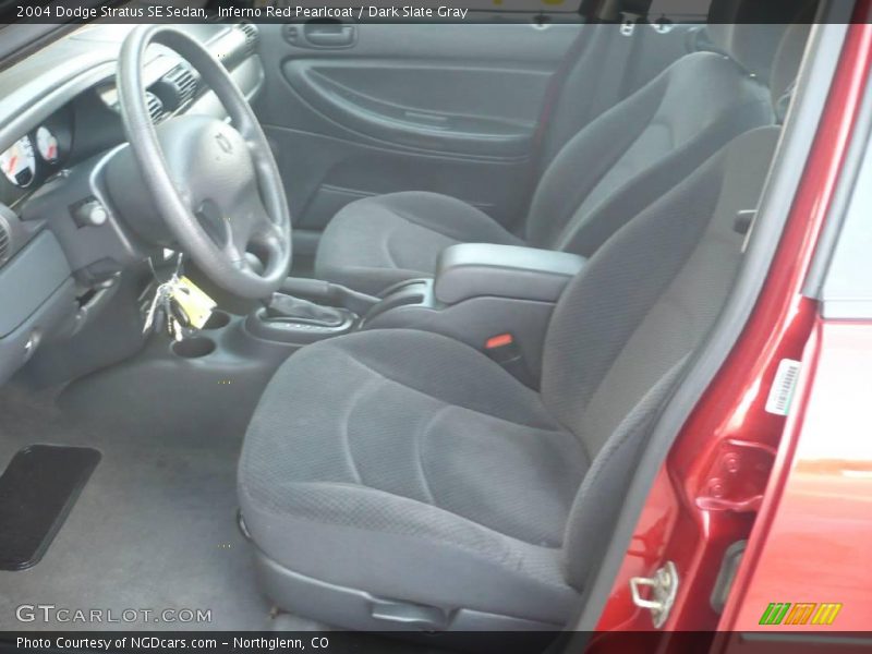 Inferno Red Pearlcoat / Dark Slate Gray 2004 Dodge Stratus SE Sedan
