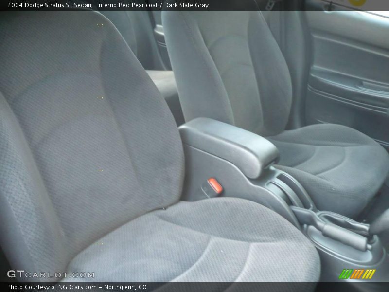 Inferno Red Pearlcoat / Dark Slate Gray 2004 Dodge Stratus SE Sedan