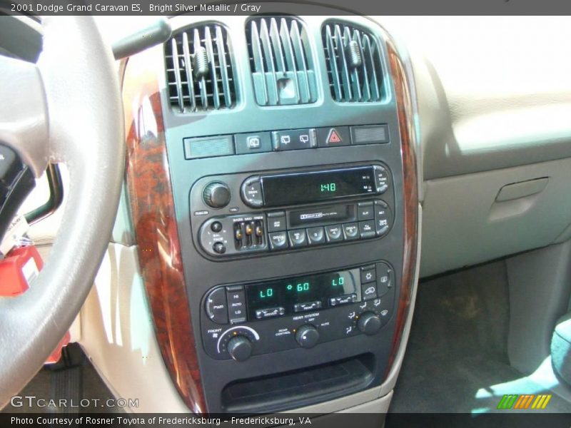 Bright Silver Metallic / Gray 2001 Dodge Grand Caravan ES