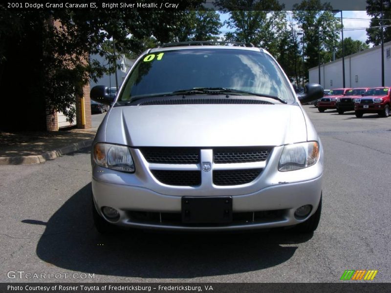 Bright Silver Metallic / Gray 2001 Dodge Grand Caravan ES
