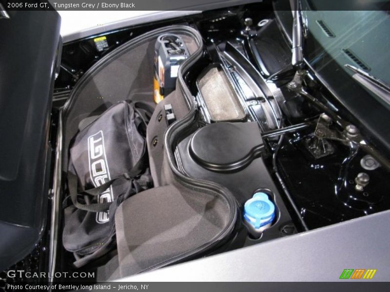  2006 GT  Trunk