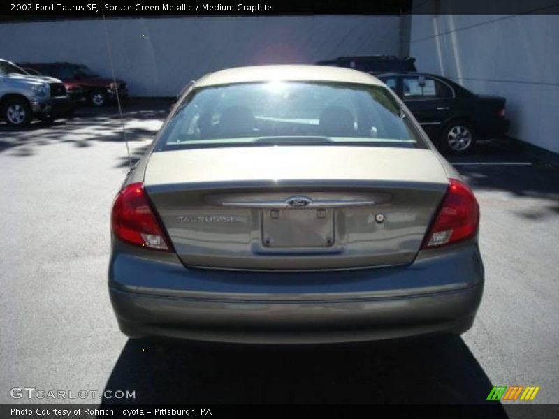Spruce Green Metallic / Medium Graphite 2002 Ford Taurus SE