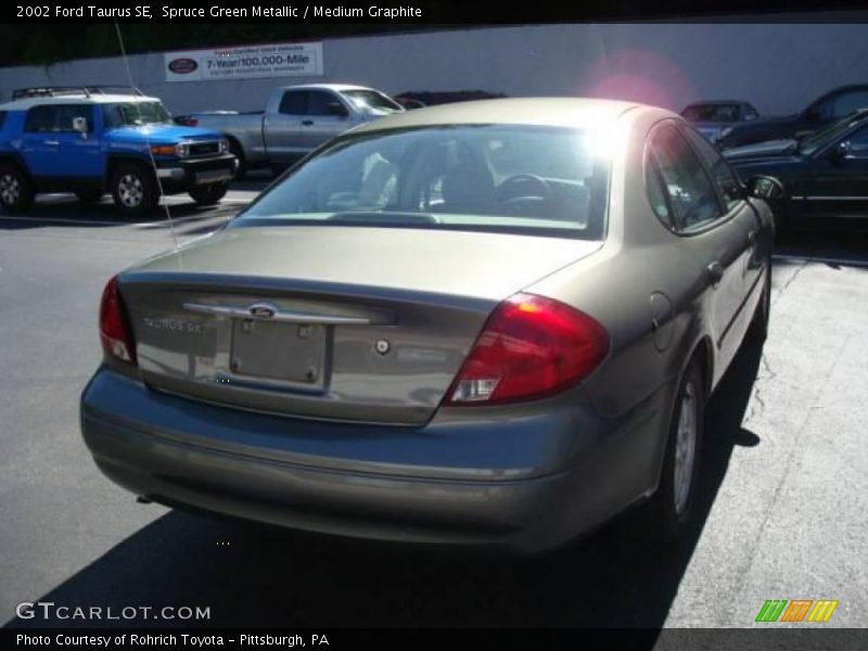 Spruce Green Metallic / Medium Graphite 2002 Ford Taurus SE