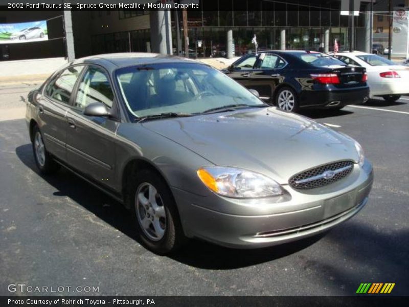 Spruce Green Metallic / Medium Graphite 2002 Ford Taurus SE