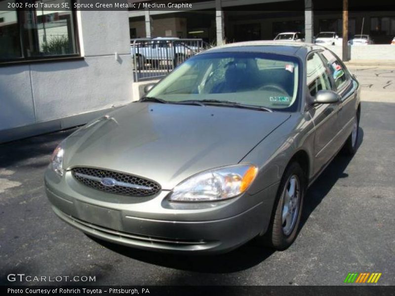 Spruce Green Metallic / Medium Graphite 2002 Ford Taurus SE
