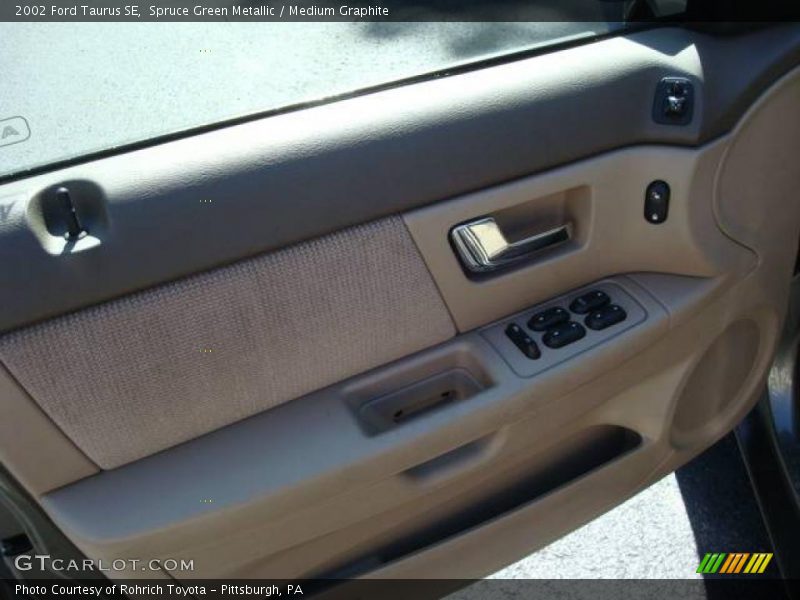 Spruce Green Metallic / Medium Graphite 2002 Ford Taurus SE