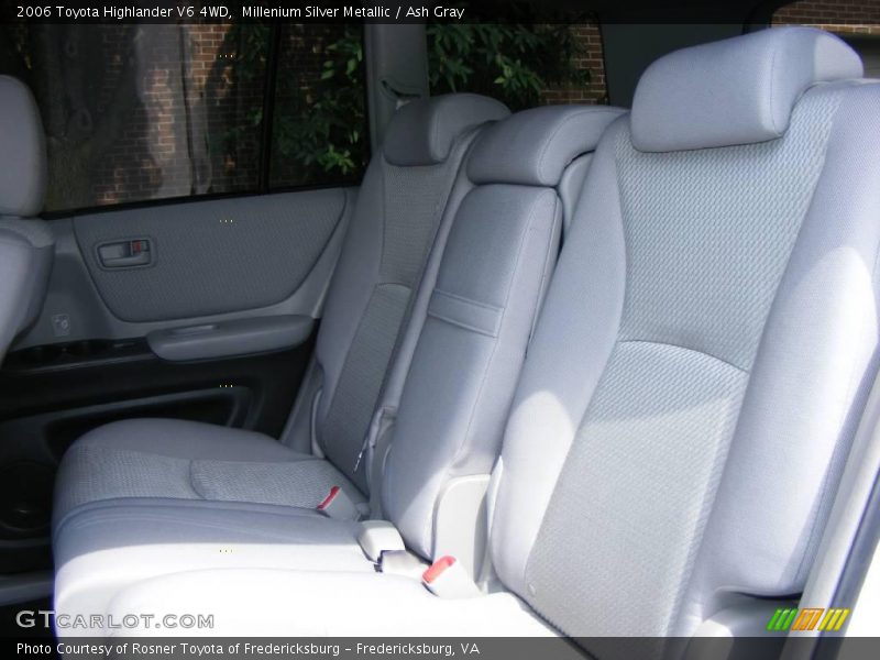 Millenium Silver Metallic / Ash Gray 2006 Toyota Highlander V6 4WD