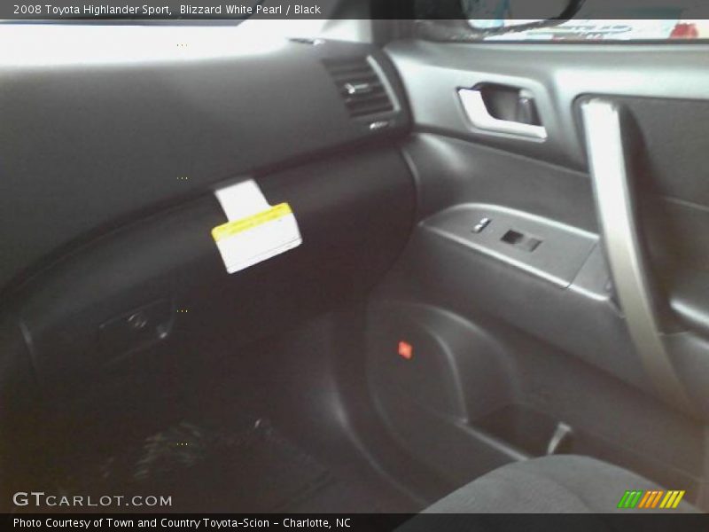 Blizzard White Pearl / Black 2008 Toyota Highlander Sport