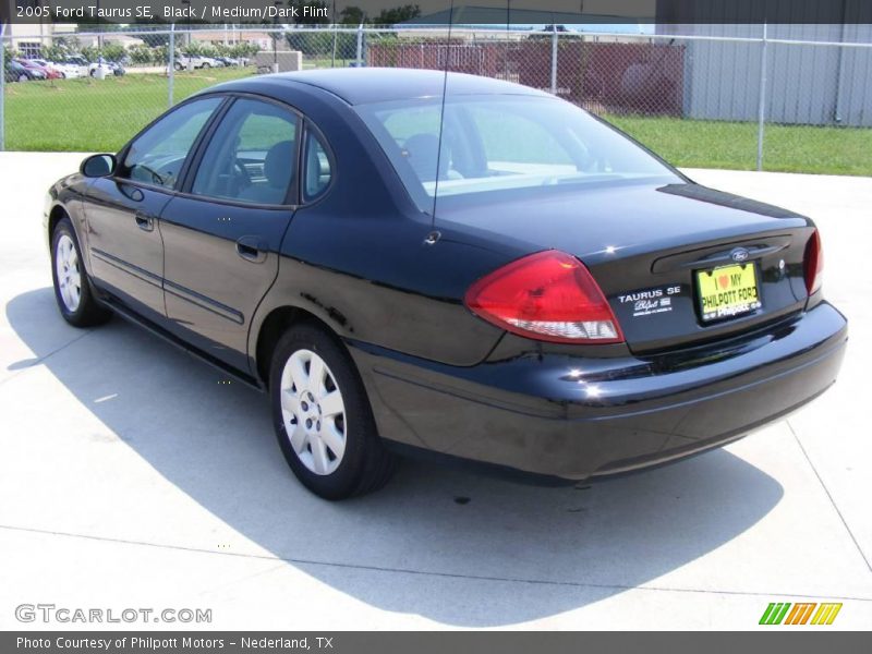 Black / Medium/Dark Flint 2005 Ford Taurus SE