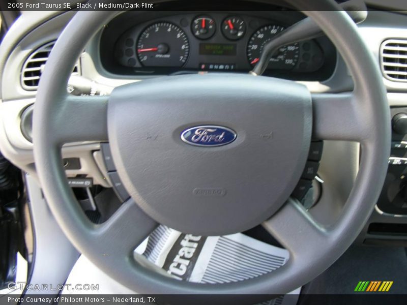 Black / Medium/Dark Flint 2005 Ford Taurus SE