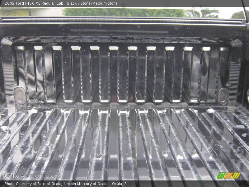 Black / Stone/Medium Stone 2009 Ford F150 XL Regular Cab