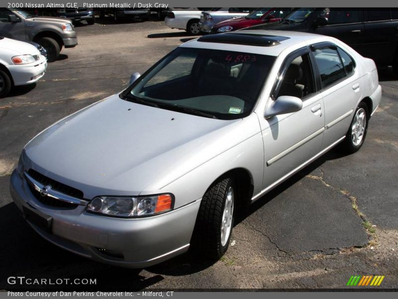 Platinum Metallic / Dusk Gray 2000 Nissan Altima GLE