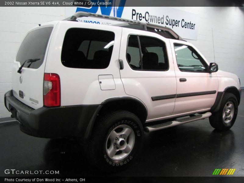 Cloud White / Gray Celadon 2002 Nissan Xterra SE V6 4x4