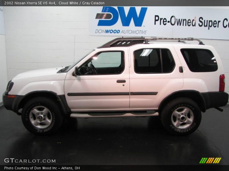 Cloud White / Gray Celadon 2002 Nissan Xterra SE V6 4x4