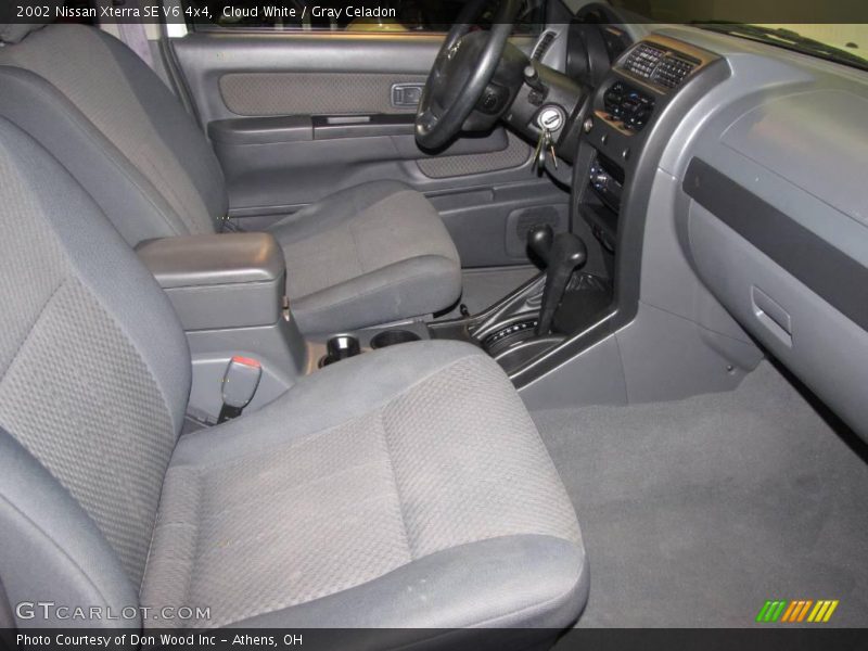 Cloud White / Gray Celadon 2002 Nissan Xterra SE V6 4x4