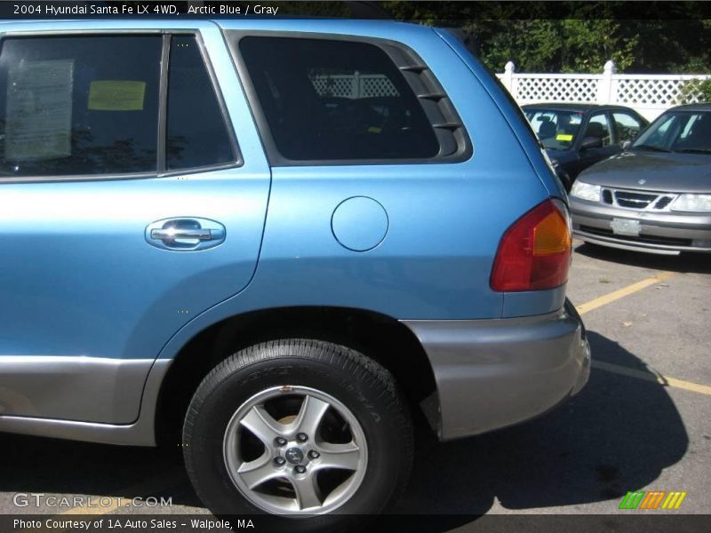 Arctic Blue / Gray 2004 Hyundai Santa Fe LX 4WD