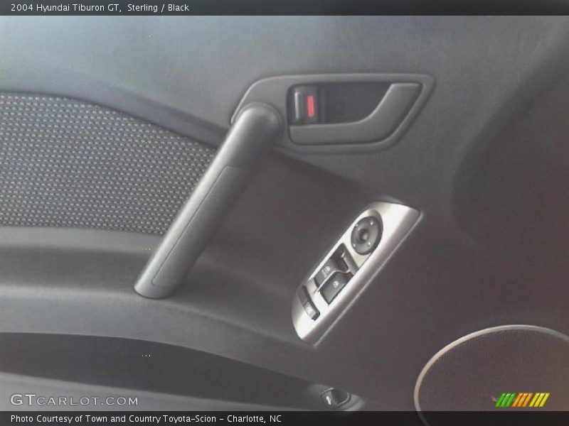 Sterling / Black 2004 Hyundai Tiburon GT