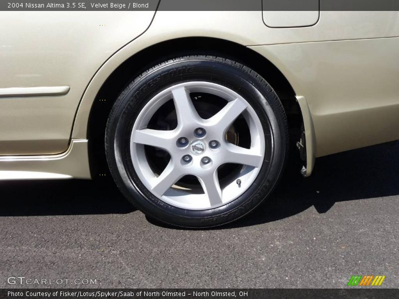 Velvet Beige / Blond 2004 Nissan Altima 3.5 SE